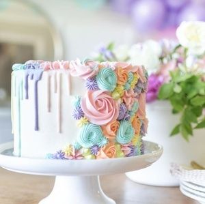 Meet your Posher, Carolina